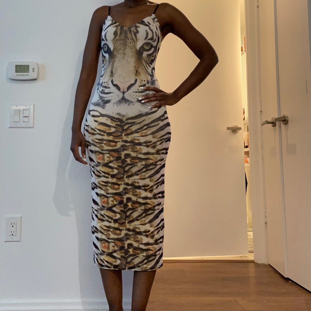 🐯 Women’s AFRM Tiger Print Bodycon Dress